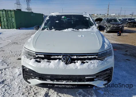 2023 Volkswagen Tiguan Se R-Line Black из США, поврежденный, VIN 3VVCB7AX3PM095738